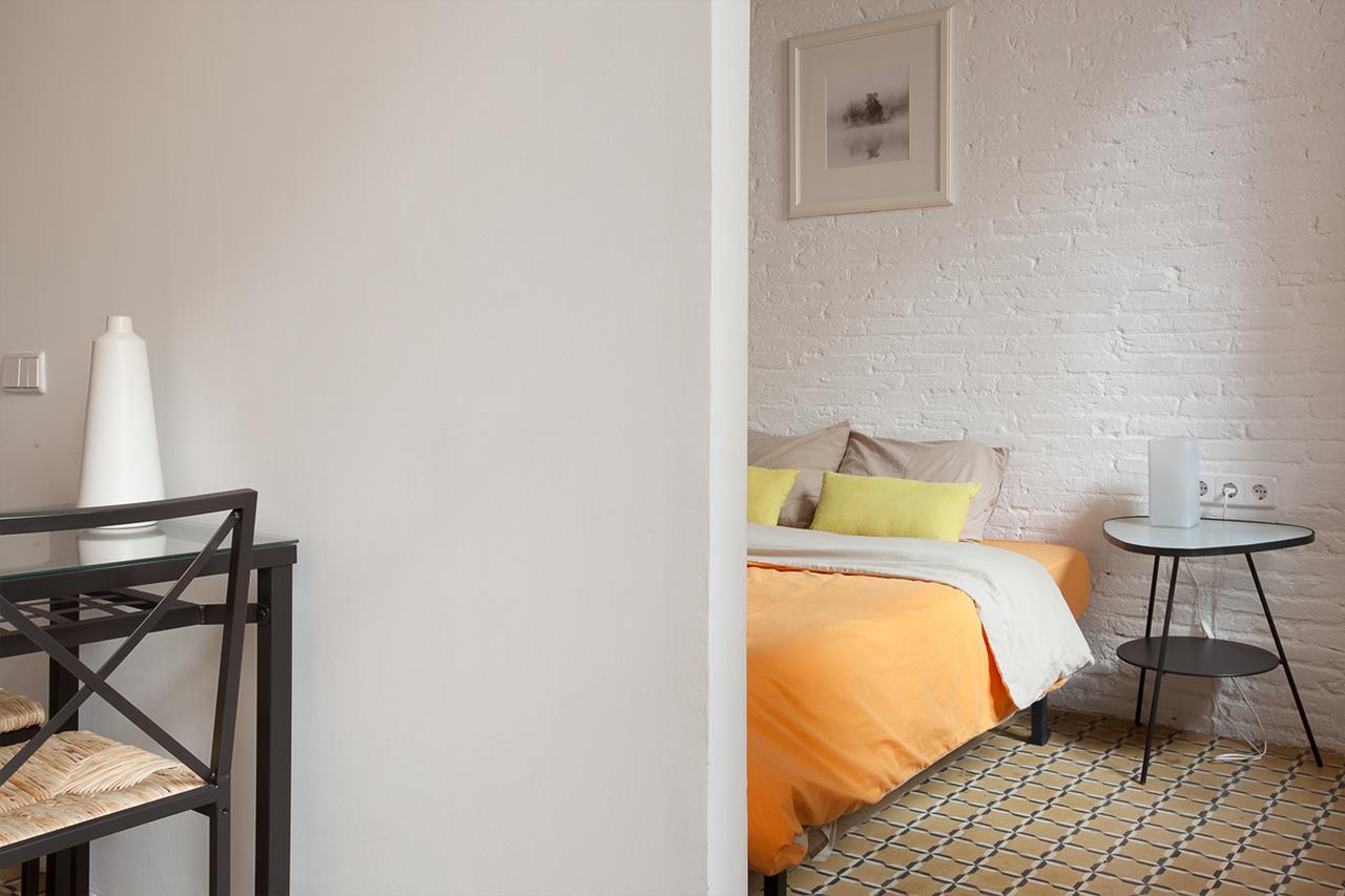 Borrell - Near Ramblas Appartement *